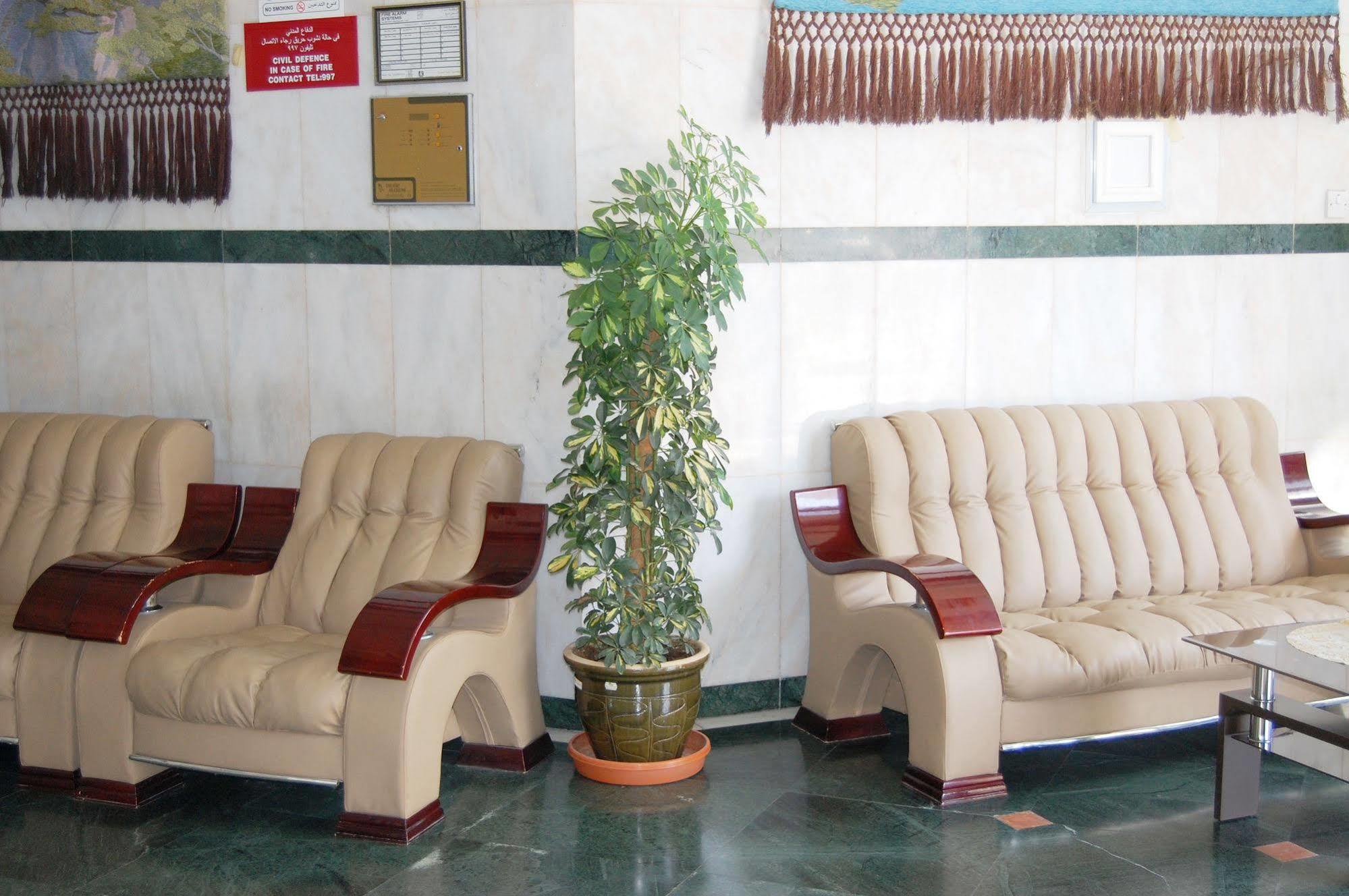 Al Ferdous Hotel Apartment Sharjah Exterior photo